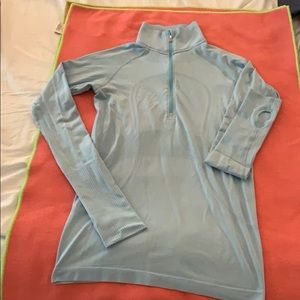 Light blue lululemon pullover - great condition
